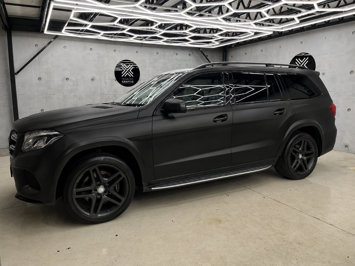 SUVs & 4x4s — full colour change wrap by Imagine Graffix in our N4 Gateway workshop